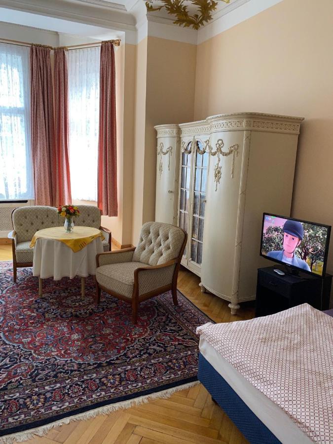 Hotel Gunia Βερολίνο Εξωτερικό φωτογραφία