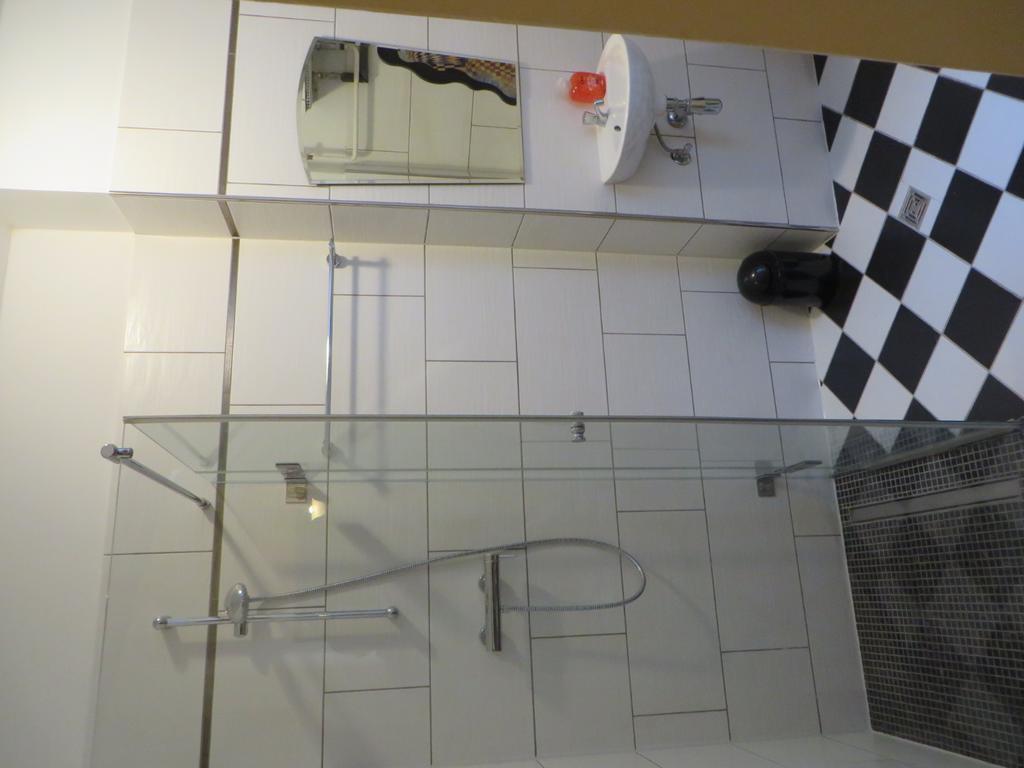 Hotel Gunia Βερολίνο Εξωτερικό φωτογραφία