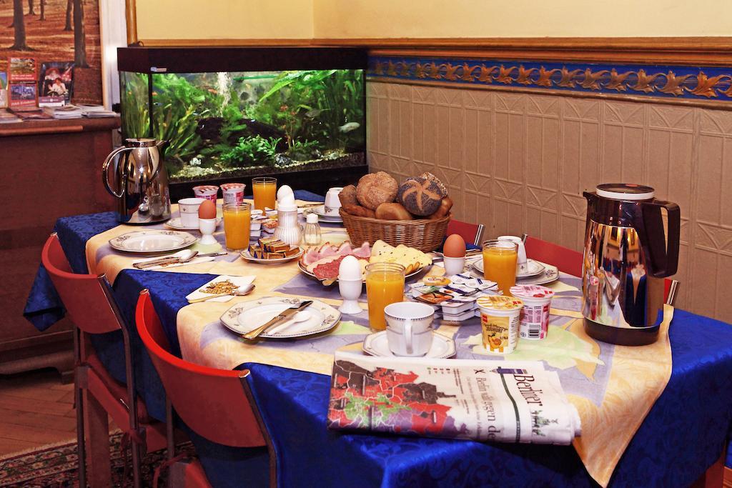 Hotel Gunia Βερολίνο Δωμάτιο φωτογραφία